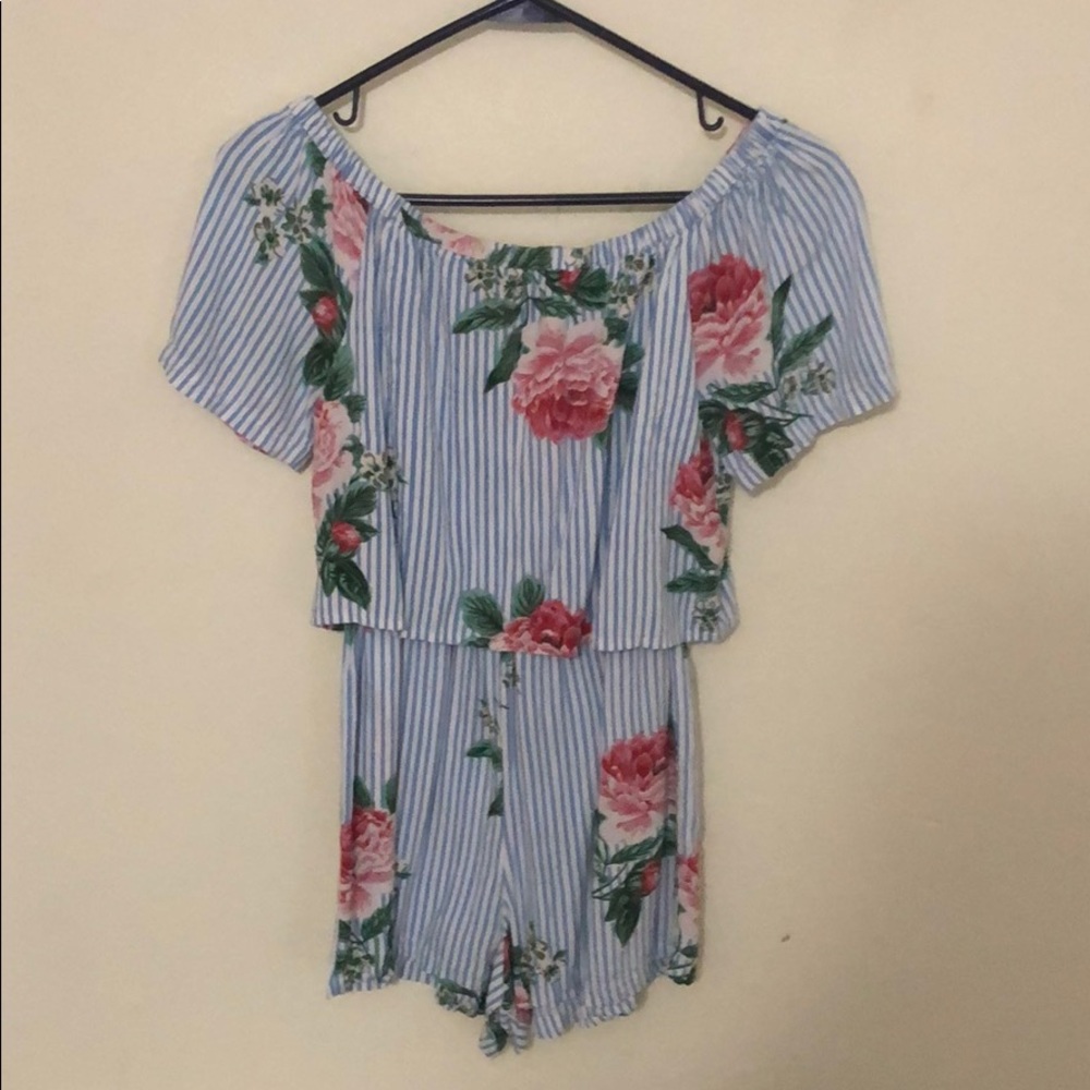 Flower printed romper